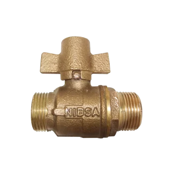 Llave de paso hembra-hembra de bronce de 1/2 pulgada con manilla tipo mariposa, utilizada para controlar el flujo en sistemas de gas y agua